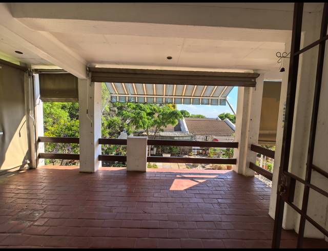 2 BEDROOM RETIREMENT UNIT FOR SALE IN BROMHOF
